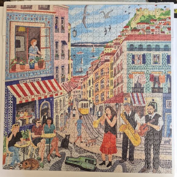 1000 Piece "Lisbon" Jigsaw Puzzle - Picture 2 of 3